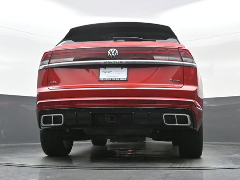 Used 2024 Volkswagen Atlas Cross Sport SEL Premium R-Line image 31