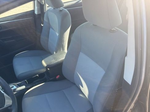Used 2015 Toyota Corolla L image 14