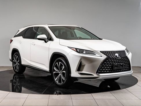 Certified 2022 Lexus RX 350L Premium w/ Premium Package AWD/4WD image 12