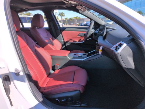 New 2026 BMW 330i Sedan w/ Convenience Package image 33