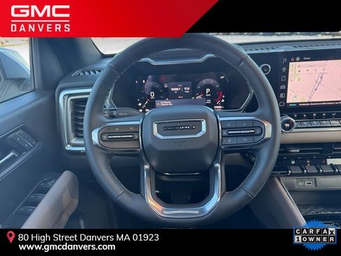 Used 2024 GMC Canyon Denali image 9