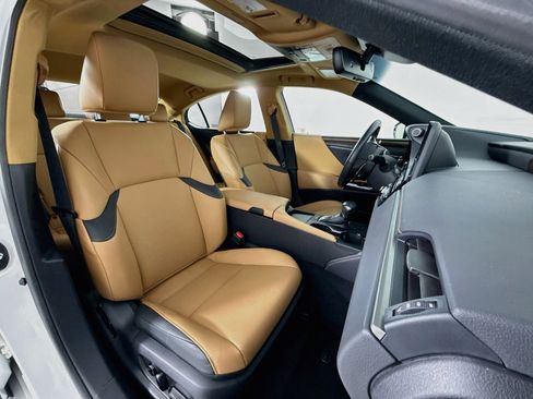 Certified 2024 Lexus ES 350 w/ Premium Package FWD image 26
