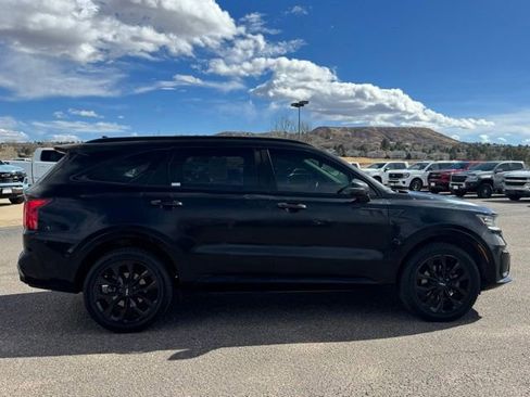 Used 2022 Kia Sorento SX image 6