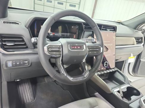 New 2026 GMC Terrain Elevation FWD image 18
