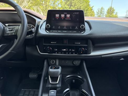 Used 2023 Nissan Rogue SV w/ SV Premium B Package AWD/4WD image 23