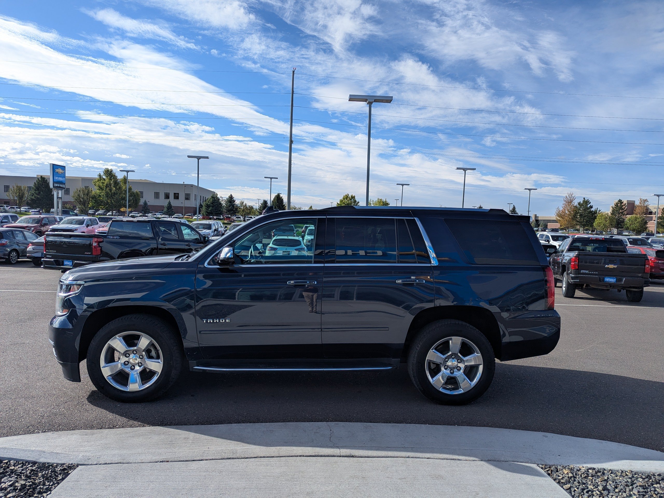 Certified 2017 Chevrolet Tahoe Premier AWD/4WD image 8
