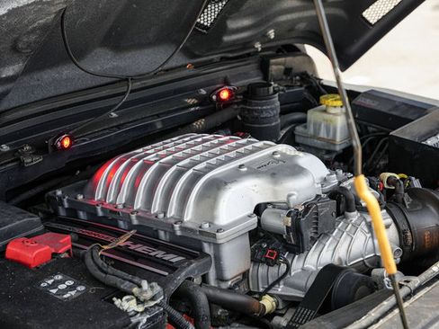Used 2021 Jeep Gladiator Sport AWD/4WD image 17