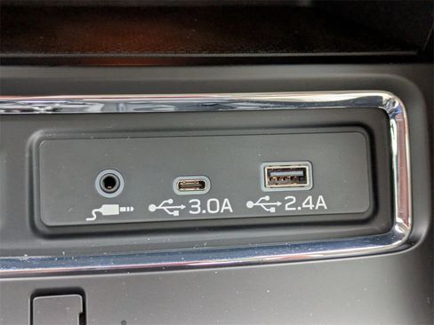 New 2025 Subaru Ascent Limited image 21