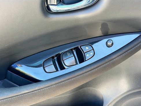 Used 2021 Nissan Leaf SV Plus image 19