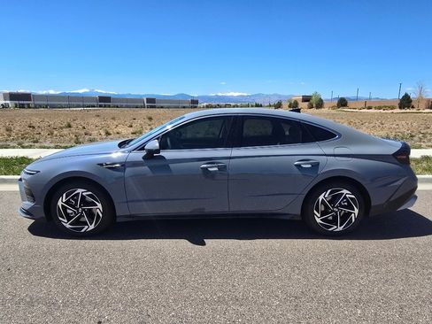 New 2026 Hyundai Sonata SEL AWD/4WD image 2
