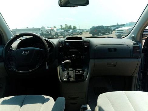 Used 2006 Kia Sedona FWD image 29