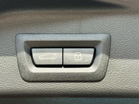 New 2026 BMW X5 xDrive40i w/ M Sport Package image 13