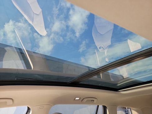 New 2026 Volkswagen Atlas SE image 21