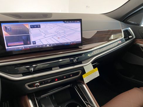 New 2026 BMW X6 xDrive40i w/ Climate Comfort Package image 23