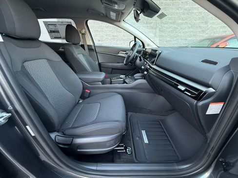 New 2026 Kia Sportage LX image 32