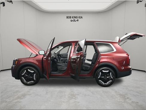 Used 2024 Kia Telluride S w/ S Sunroof Package image 30