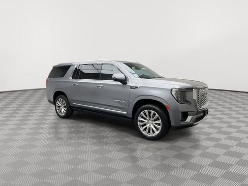 Certified 2023 GMC Yukon XL Denali AWD/4WD image 47