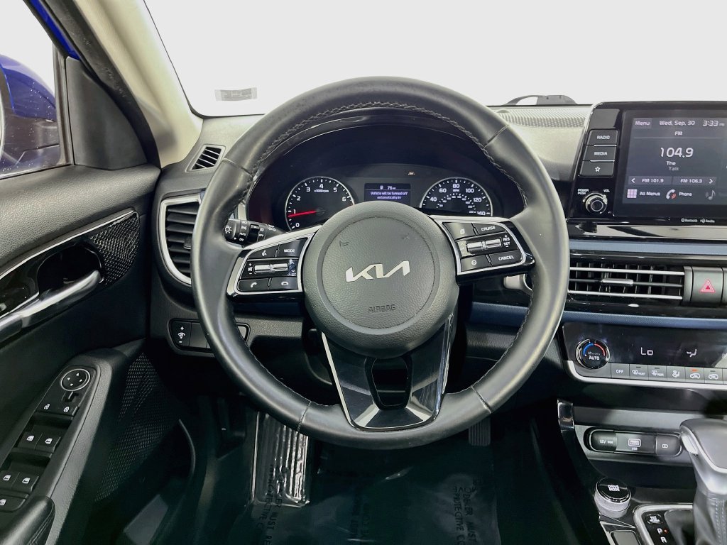 Used 2023 Kia Seltos S FWD image 11