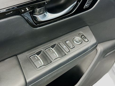 Used 2025 Honda CR-V EX-L image 15