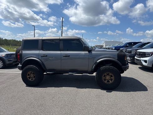 Used 2023 Ford Bronco Black Diamond AWD/4WD image 1