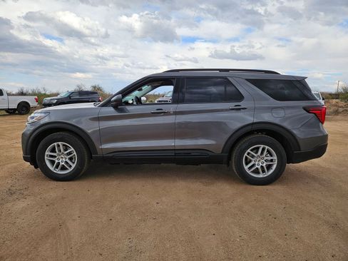 New 2026 Ford Explorer Active w/ Active Comfort Package RWD image 9