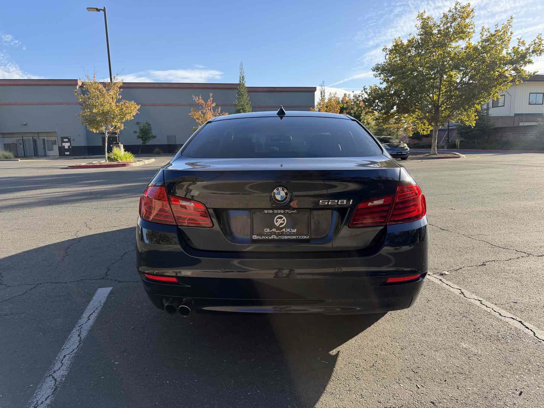 Used 2015 BMW 528i Sedan RWD image 6