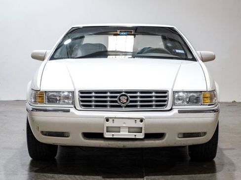 Used 2000 Cadillac Eldorado ESC w/ Comfort/Convenience Pkg image 6
