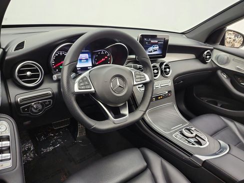 Used 2019 Mercedes-Benz GLC 300 image 14