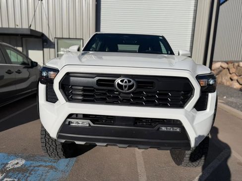 Used 2024 Toyota Tacoma TRD Off-Road AWD/4WD image 16