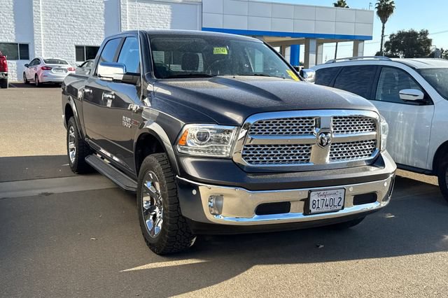 Used 2018 RAM 1500 Laramie w/ Convenience Group AWD/4WD image 2