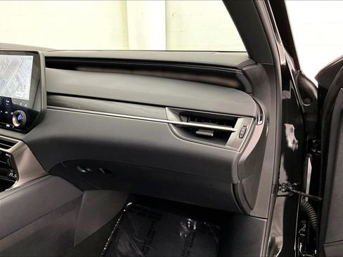 Used 2025 Lexus RX 350 Premium w/ Convenience Package FWD image 20