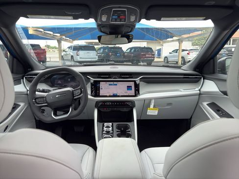 New 2026 Jeep Cherokee Limited image 19