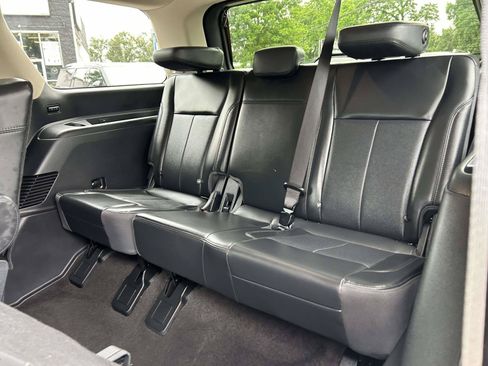 Used 2022 Ford Expedition XLT RWD image 16