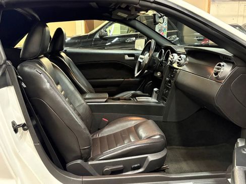 Used 2007 Ford Mustang GT image 23