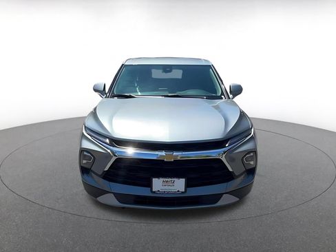 Used 2026 Chevrolet Blazer LT FWD image 4