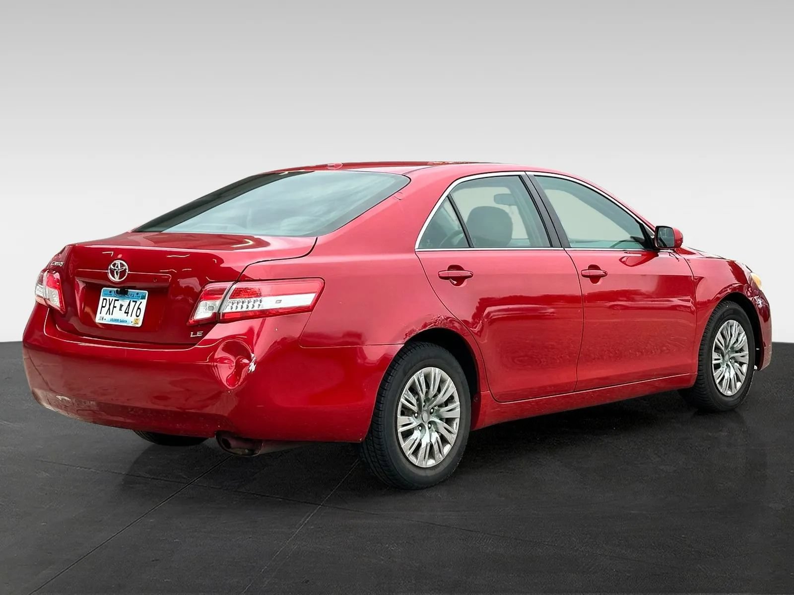 Used 2011 Toyota Camry LE FWD image 7