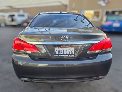 Used 2012 Toyota Avalon image 10
