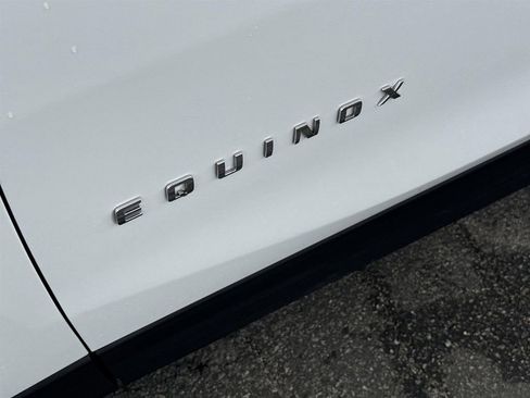 Used 2022 Chevrolet Equinox Premier image 29