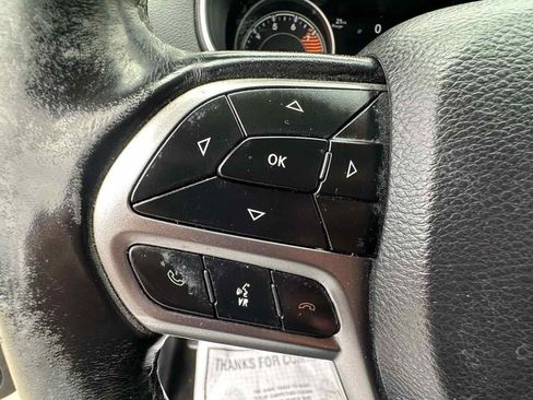 Used 2019 Jeep Cherokee Limited AWD/4WD image 15