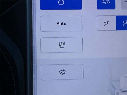 Used 2021 Tesla Model X Performance image 31