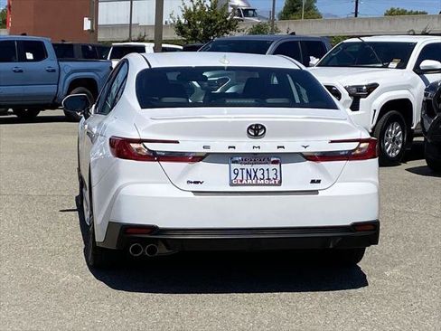 Certified 2025 Toyota Camry SE FWD image 40