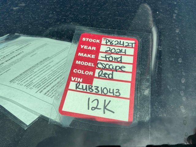 Used 2024 Ford Escape ST-Line w/ Cold Weather Package FWD image 36