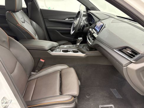 Used 2025 Cadillac CT4 Sport RWD image 24