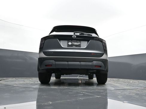 New 2026 Nissan Kicks SR w/ Cold Weather Package AWD/4WD image 30