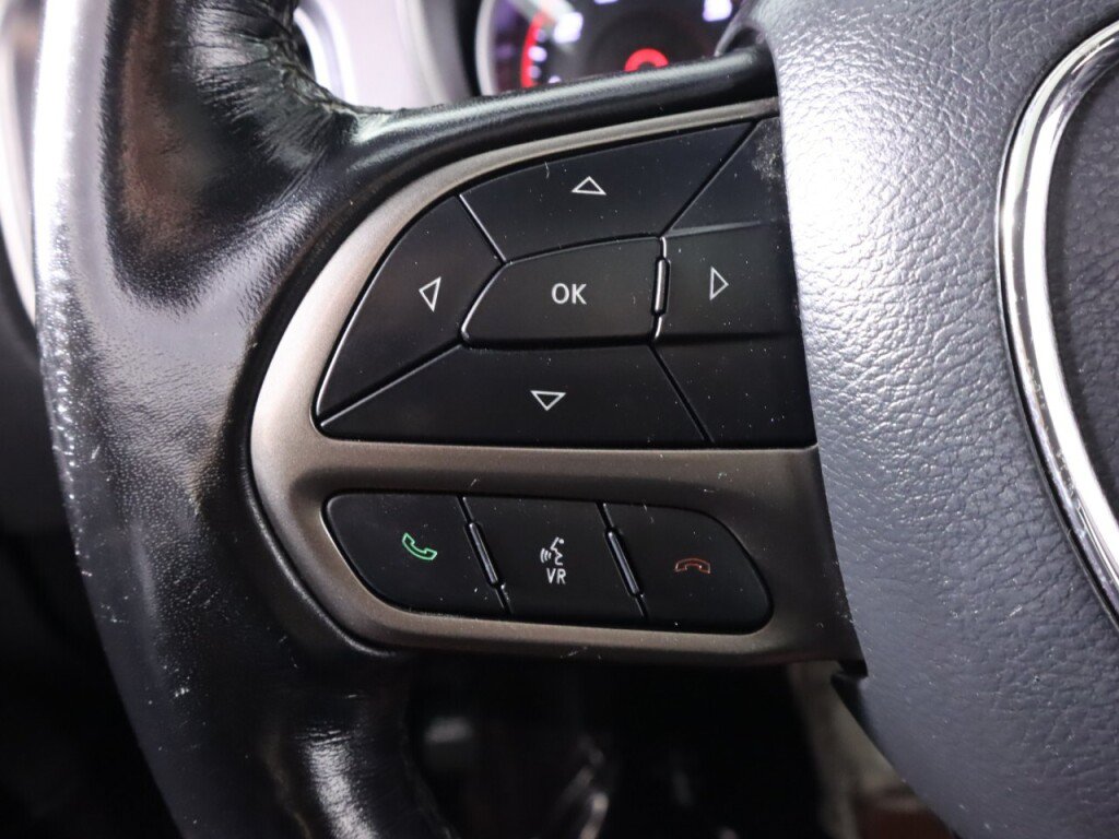 Used 2021 Dodge Charger SXT w/ Leather Interior Group RWD image 12