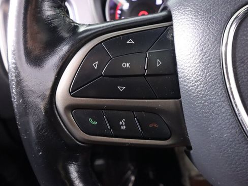 Used 2021 Dodge Charger SXT w/ Leather Interior Group RWD image 12