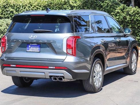 Used 2024 Hyundai Palisade SEL FWD image 6