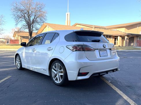 Used 2014 Lexus CT 200h image 6