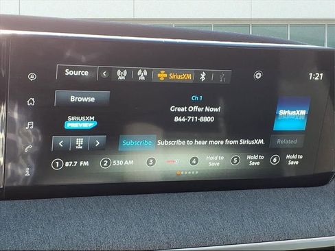 Used 2025 Nissan Kicks SV image 16