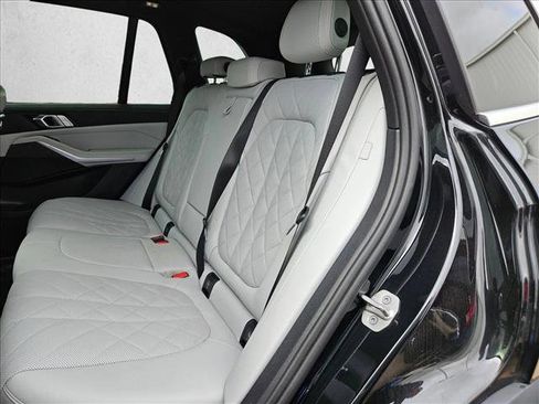 Used 2024 BMW X5 sDrive40i w/ Parking Assistance Package RWD image 15